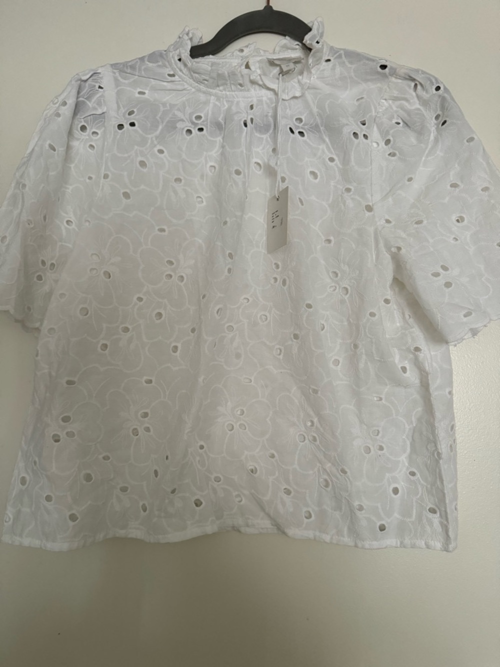 Ruffled Eyelet Floral Short-Sleeve Blouse - White